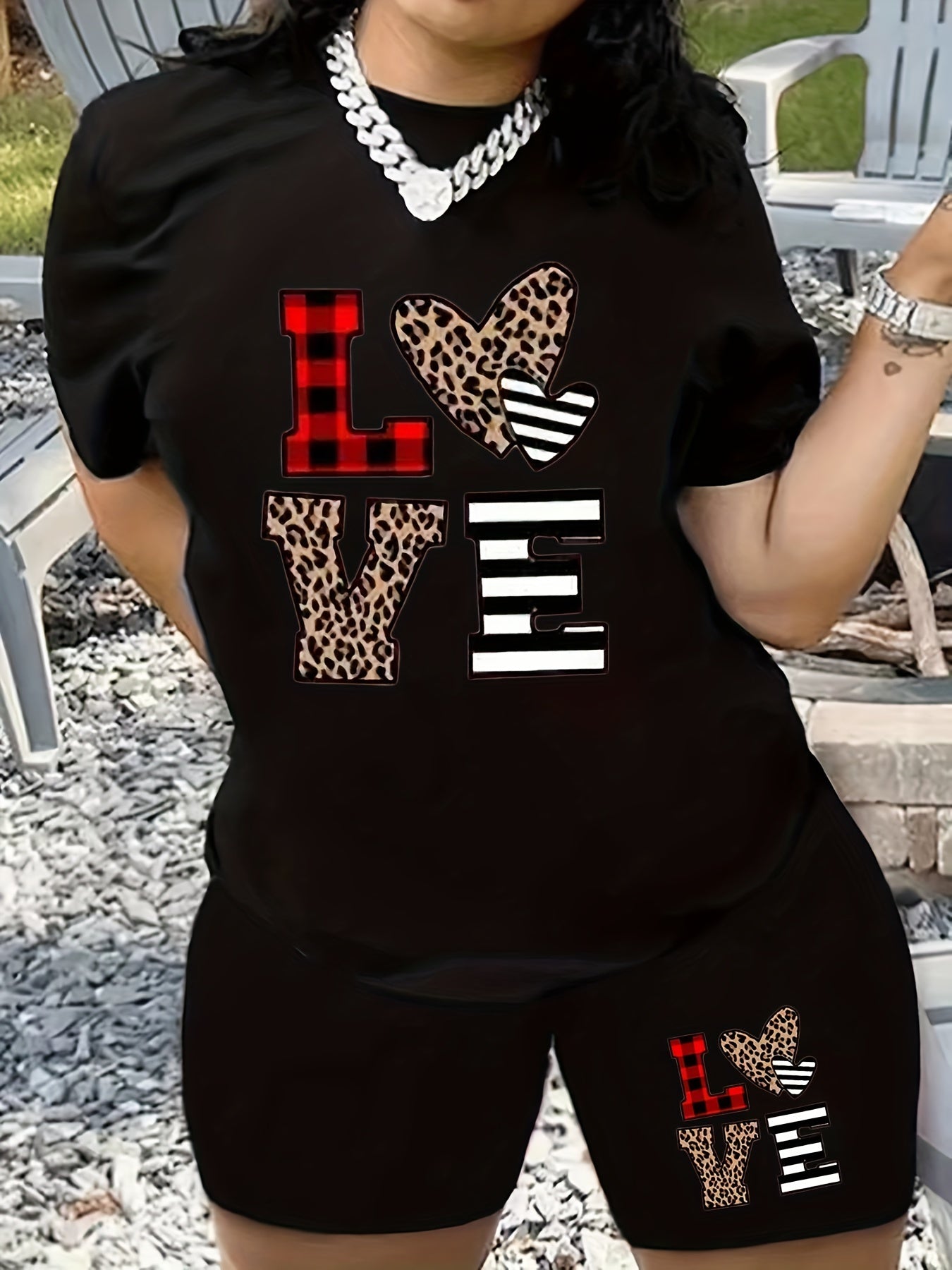  Gingham & Leopard Print Tee & Shorts Outfit Set