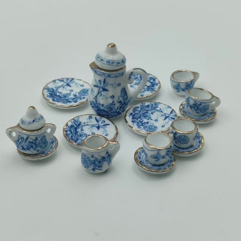 Ethnic Style Ceramic Dollhouse Tea Set with Cloth, Ideal for Mini Food Games