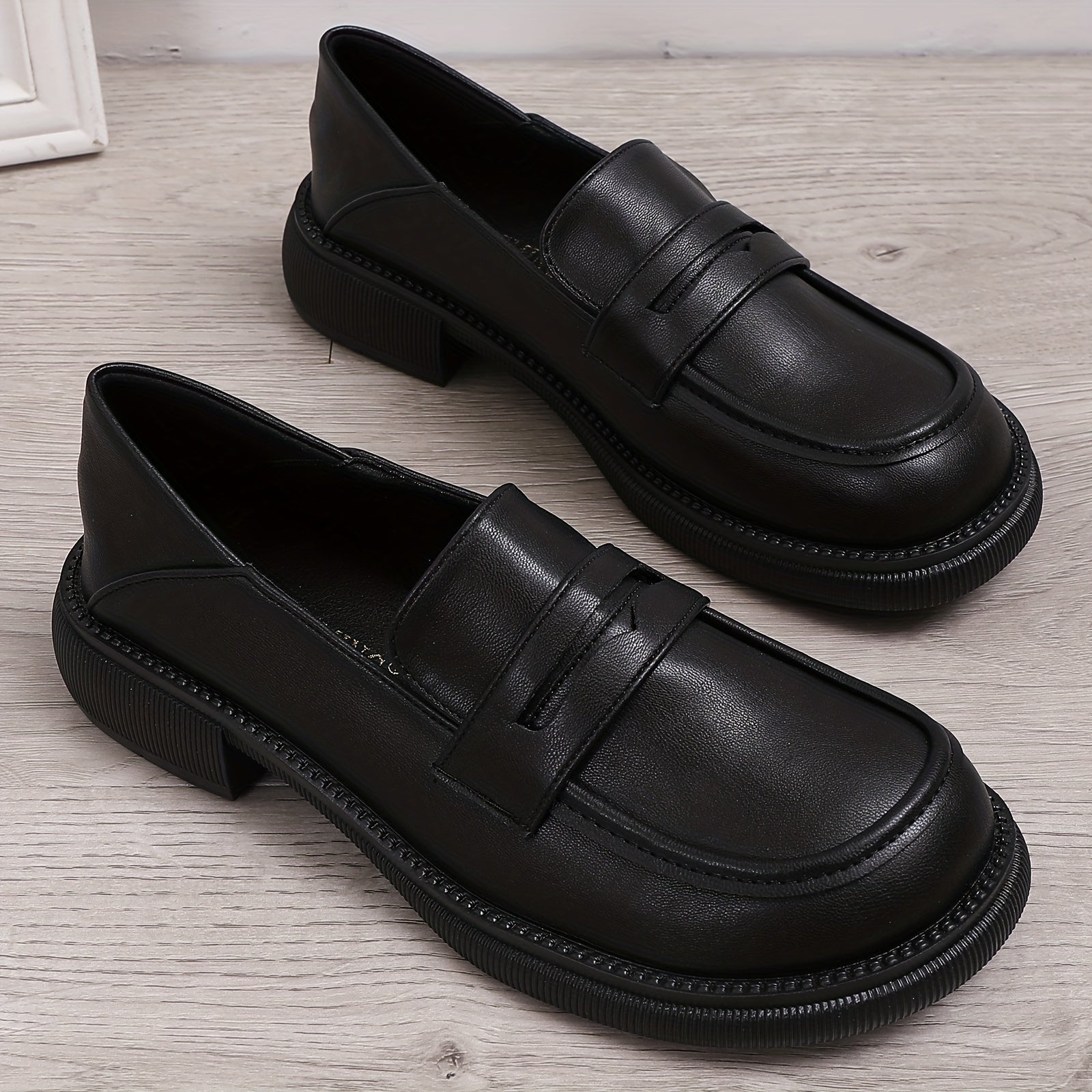Women's Chunky Heel Loafers Faux Leather Shoes Comfortable Walking Shoes
