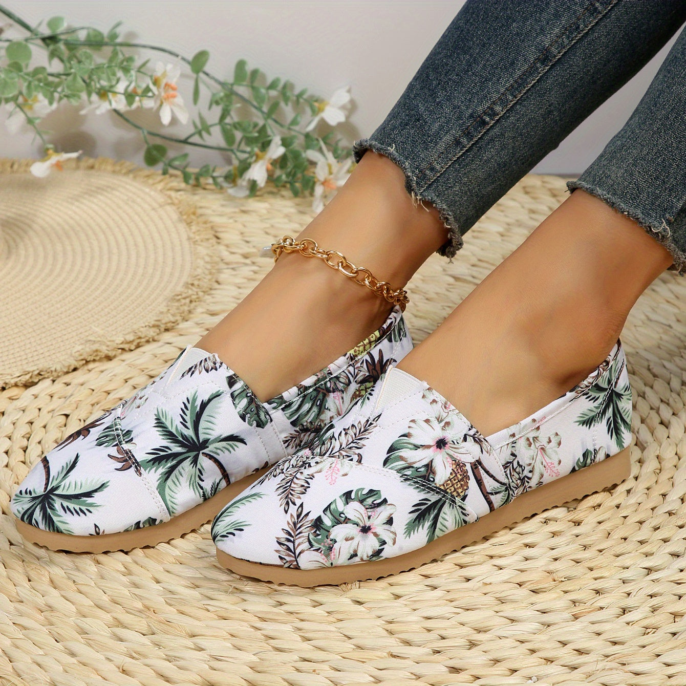 Floral Print Slip-On Sneakers Lightweight Non-Slip Shoes