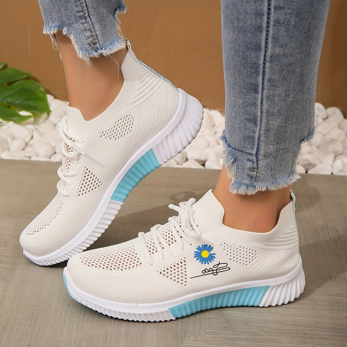 Women's Stylish Non Slip Running Shoes Lightweight Mesh Breathable Sneakers