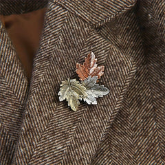 Vintage Maple Leaf Brooch Metal Charm Collar Lapel Pin