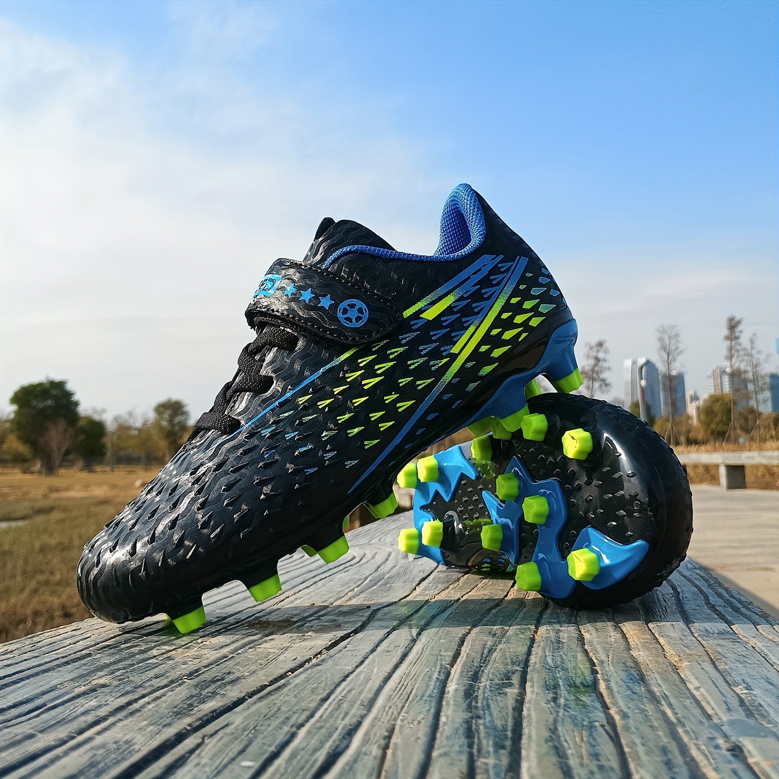 Boys Non Slip Football Cleat With Spikes Outdoor Soccer Cleats