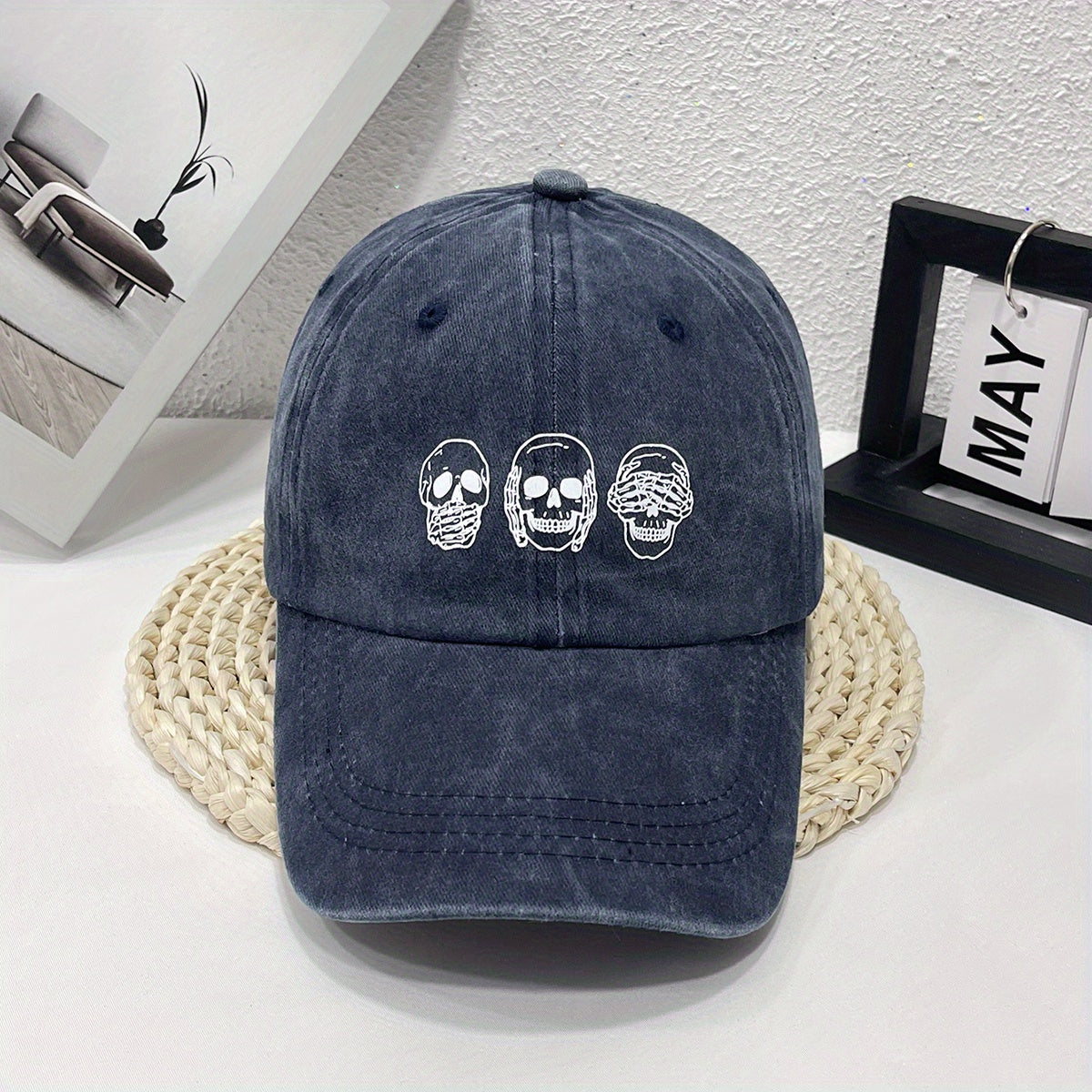 Unisex Breathable Adjustable Baseball Cap with Three Skull Pattern