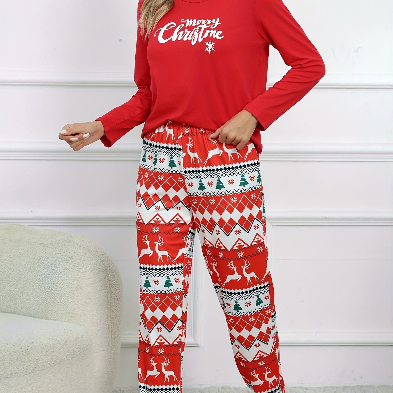  Snowflake & Deer Print Pajama Set Long Sleeve Crew Neck Top & Joggers