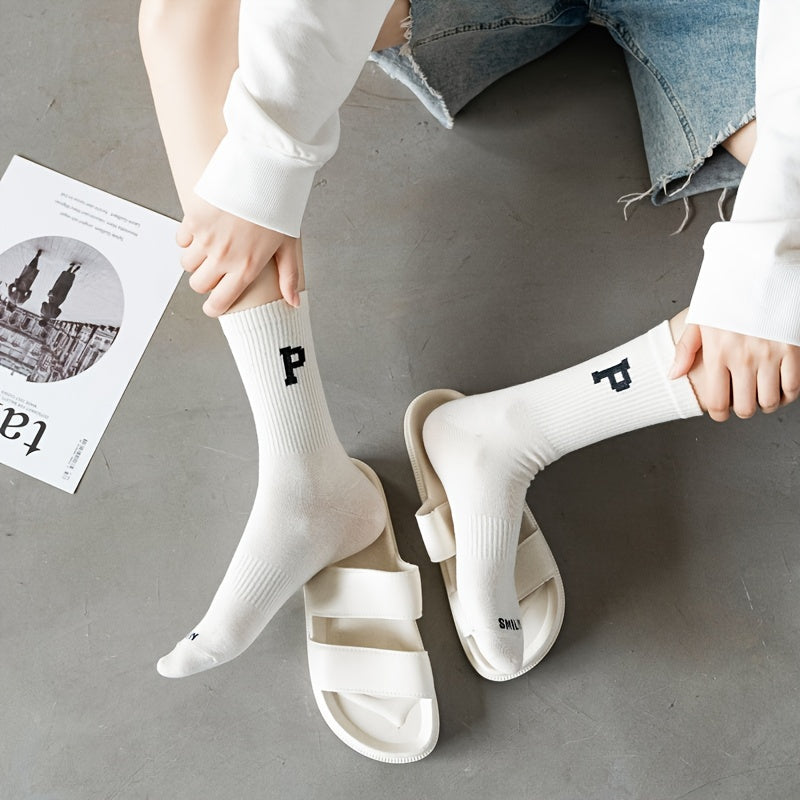 4 Pairs Letter Print Socks Mid Tube Women's Stockings Comfy & Breathable