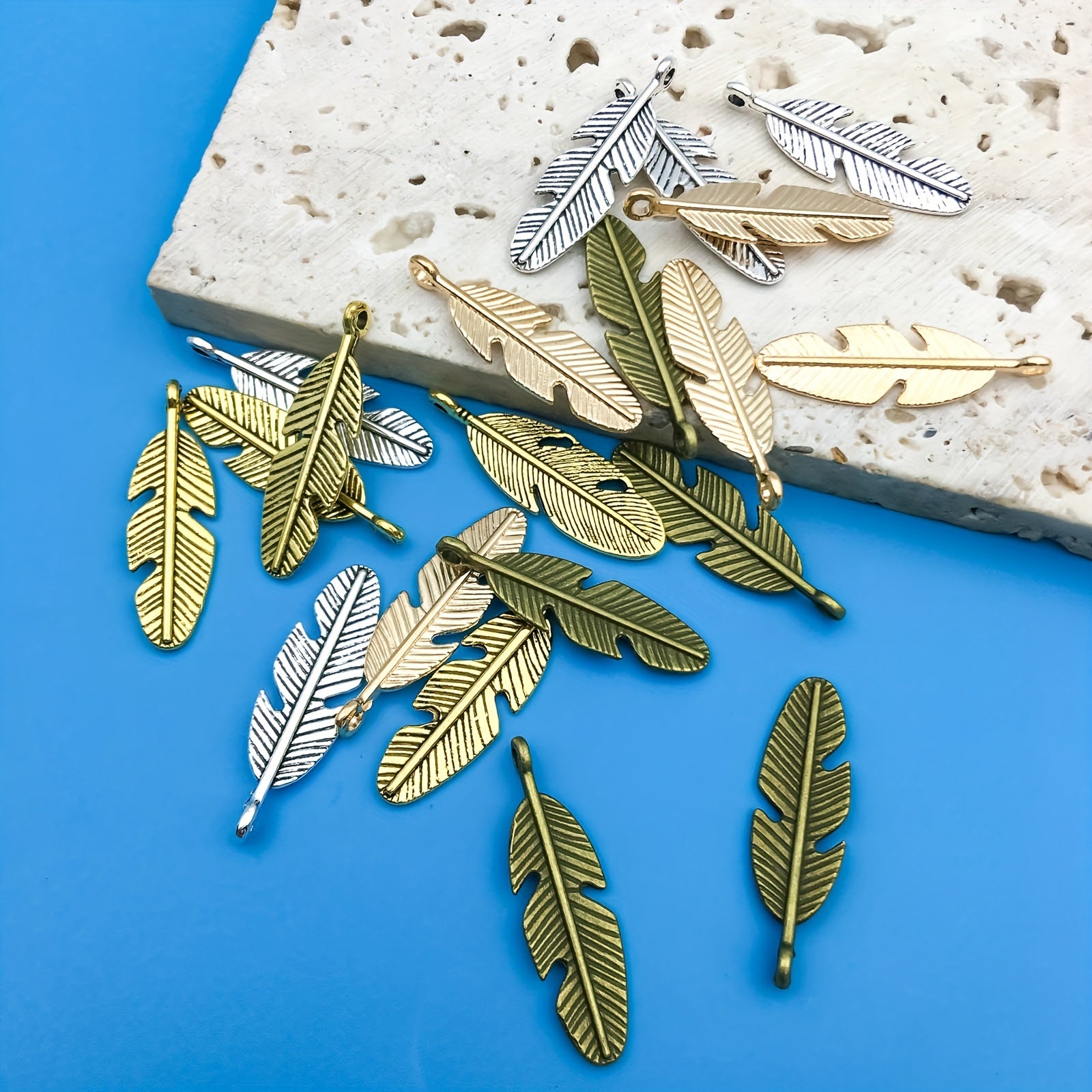 20pcs Zinc Alloy Feather Shape Charms Pendants for DIY Bracelet Necklace