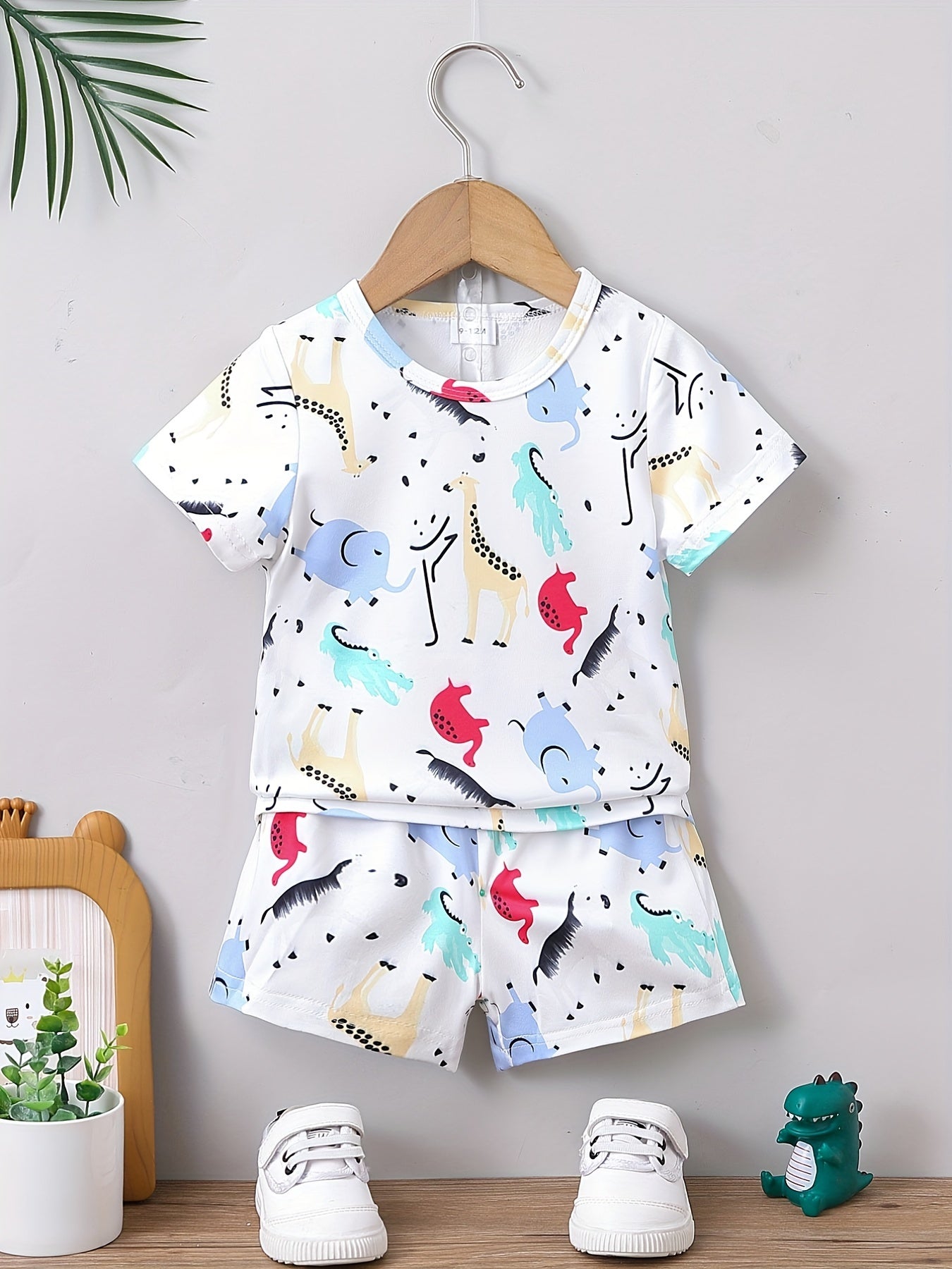 Baby Boys Coconut Tree Print T-shirt & Shorts Set Summer Beach Vacation Clothes
