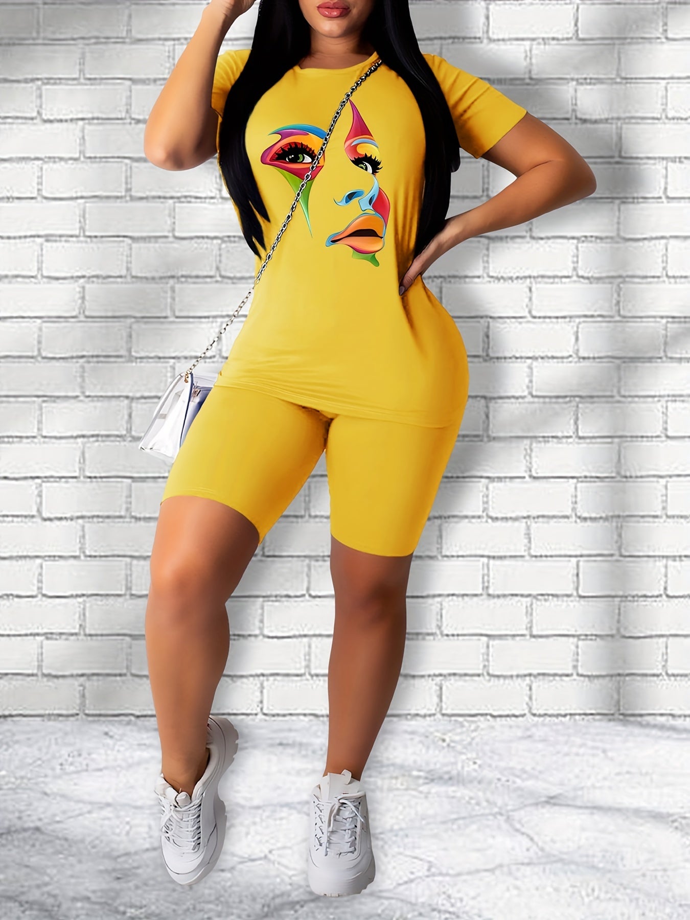 Abstract Face Print T shirt & Slim Shorts Set