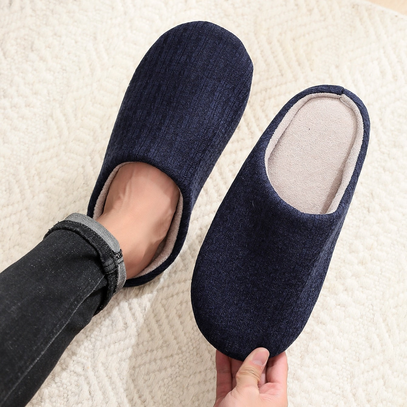 Men's Cozy Fuzzy Slides Soft Slippers Plush Comfy Non-slip Home Shoes