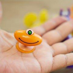 6pcs Big Eye Animal Spring Launchers Jumping Bouncy Toys Random