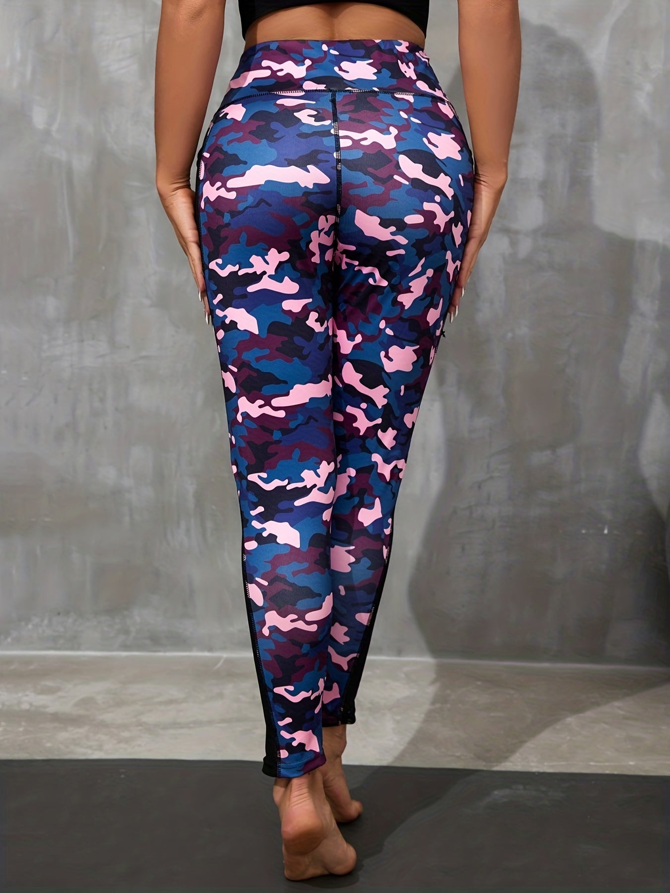 Women's Camo Print Butt Lifting Yoga Leggings Mesh Pocket Activewear