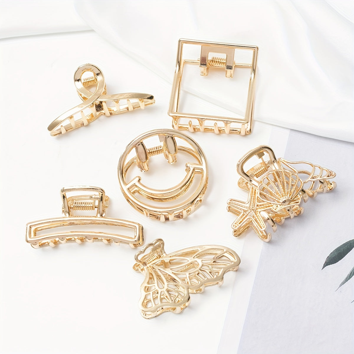 Mini Metal Hair Claw Hollow Shark Claw Back Head Clip Hair Accessories