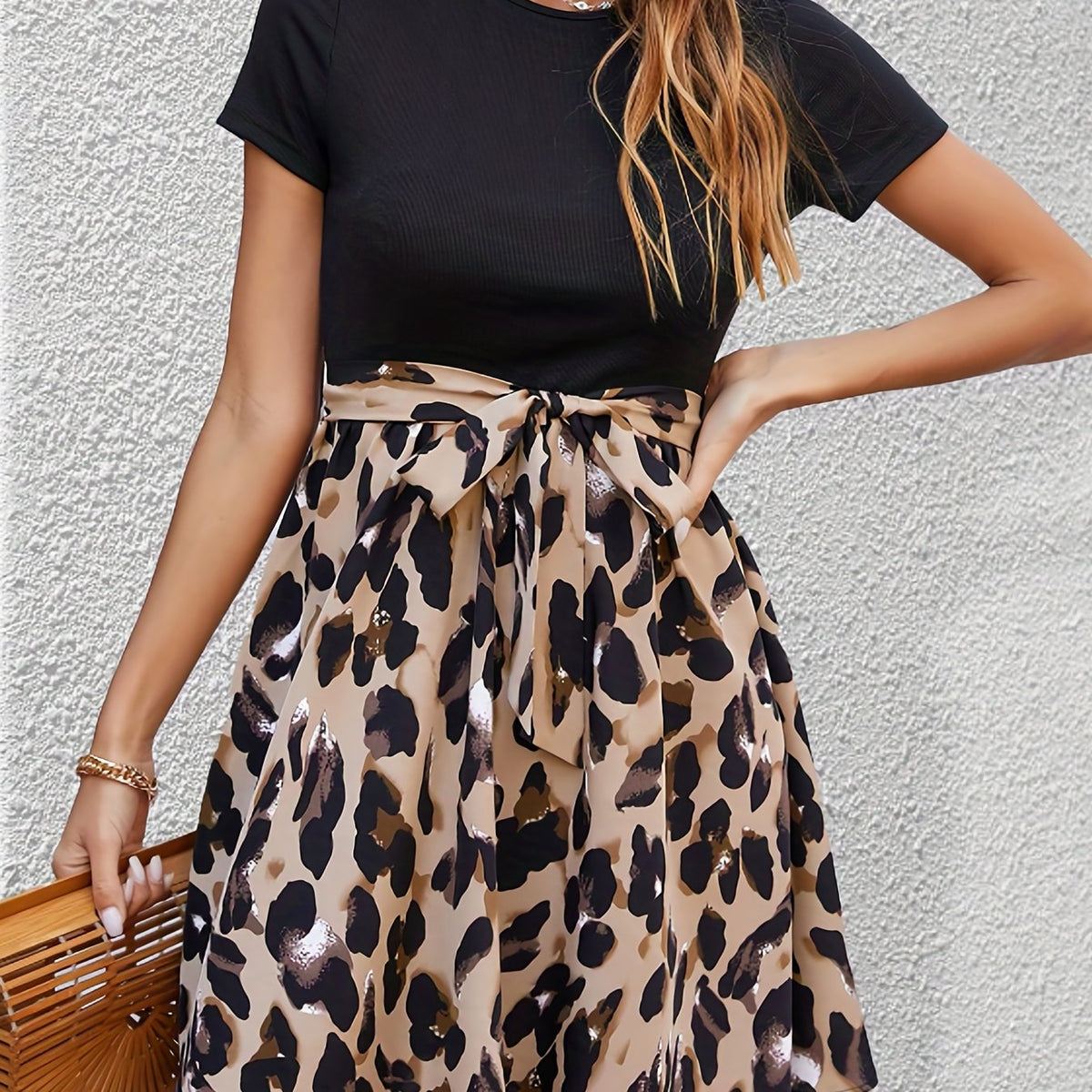 Leopard Print Short Sleeve Dress Crew Neck Belted Casual Dress