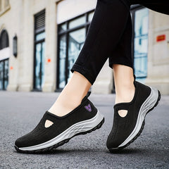 Non-slip Soft Sole Breathable Walking Shoes Slip-On Sporty Sneakers