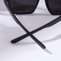 Men's Retro UV Protection Sports Sunglasses in Zipper Box