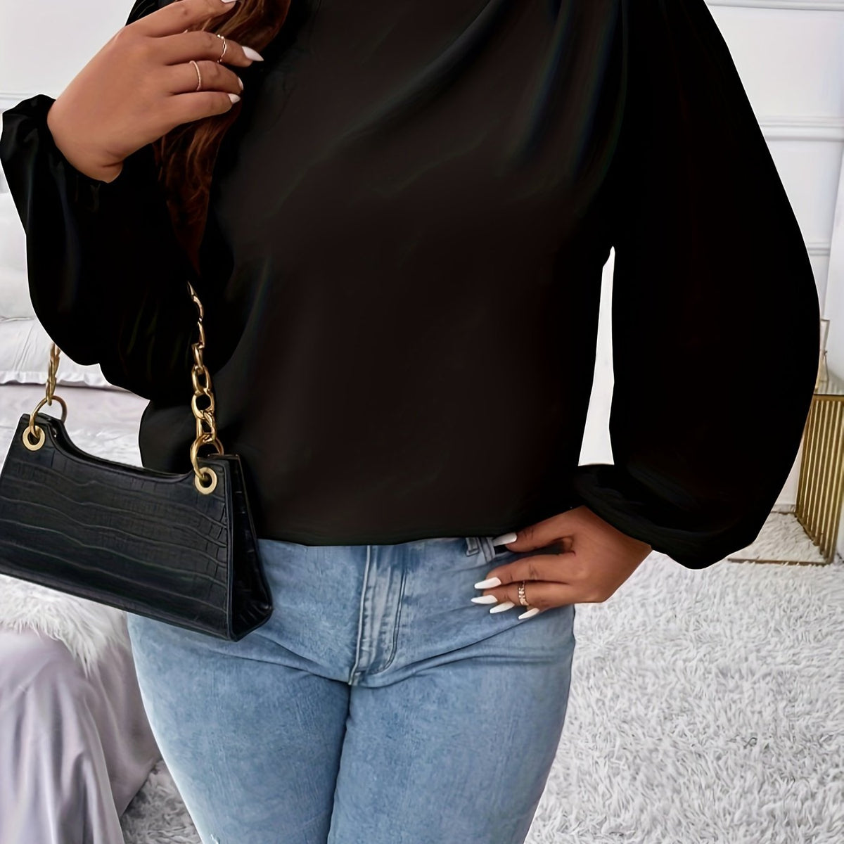  Lantern Sleeve Round Neck Blouse