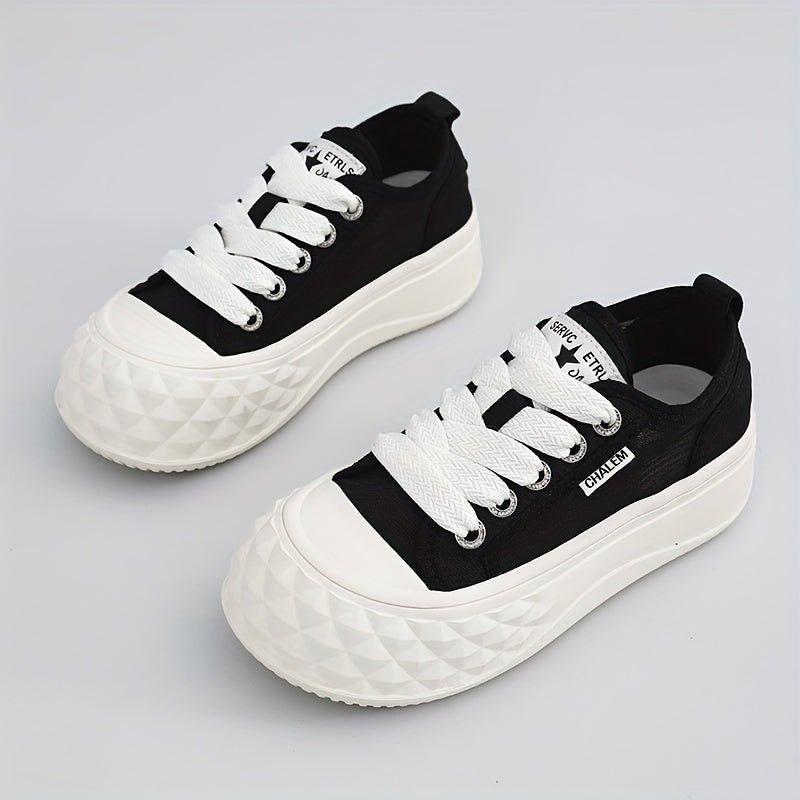 Women's Letter Patch Board Shoes Lace Up Thick Sole Walking Shoes