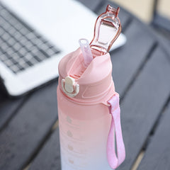 750ml Gradient Water Bottle with Straw