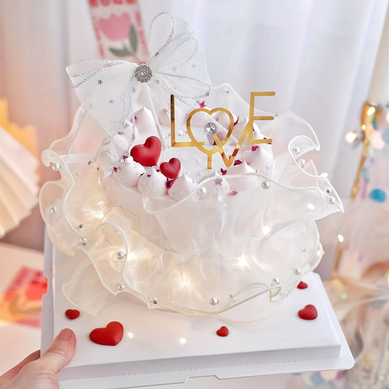 Artificial Diamond Beige Pearl Cake Decoration