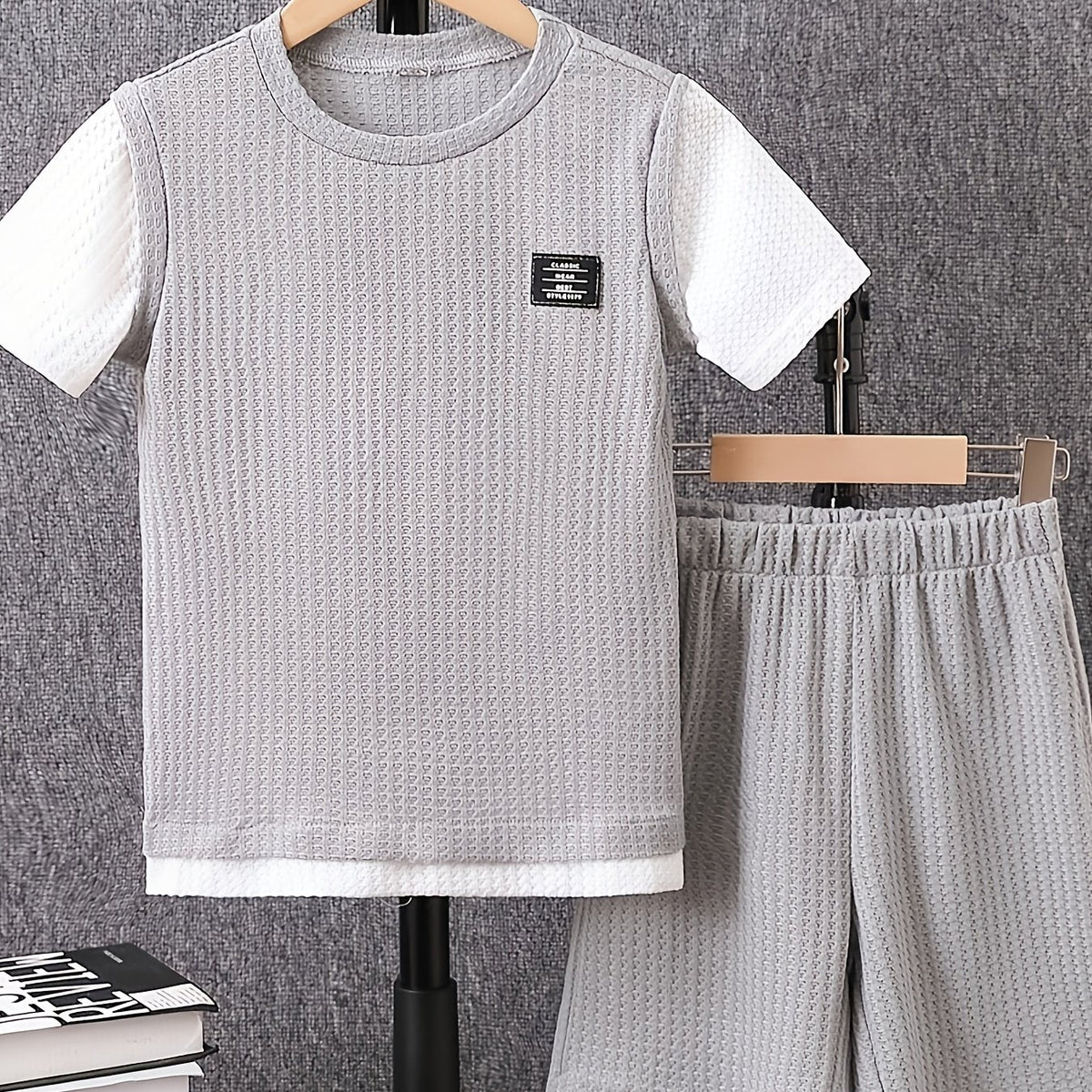 Boy's 2pcs T shirt & Shorts Set Letter Patched Print Short Sleeve Top Waffle Tex