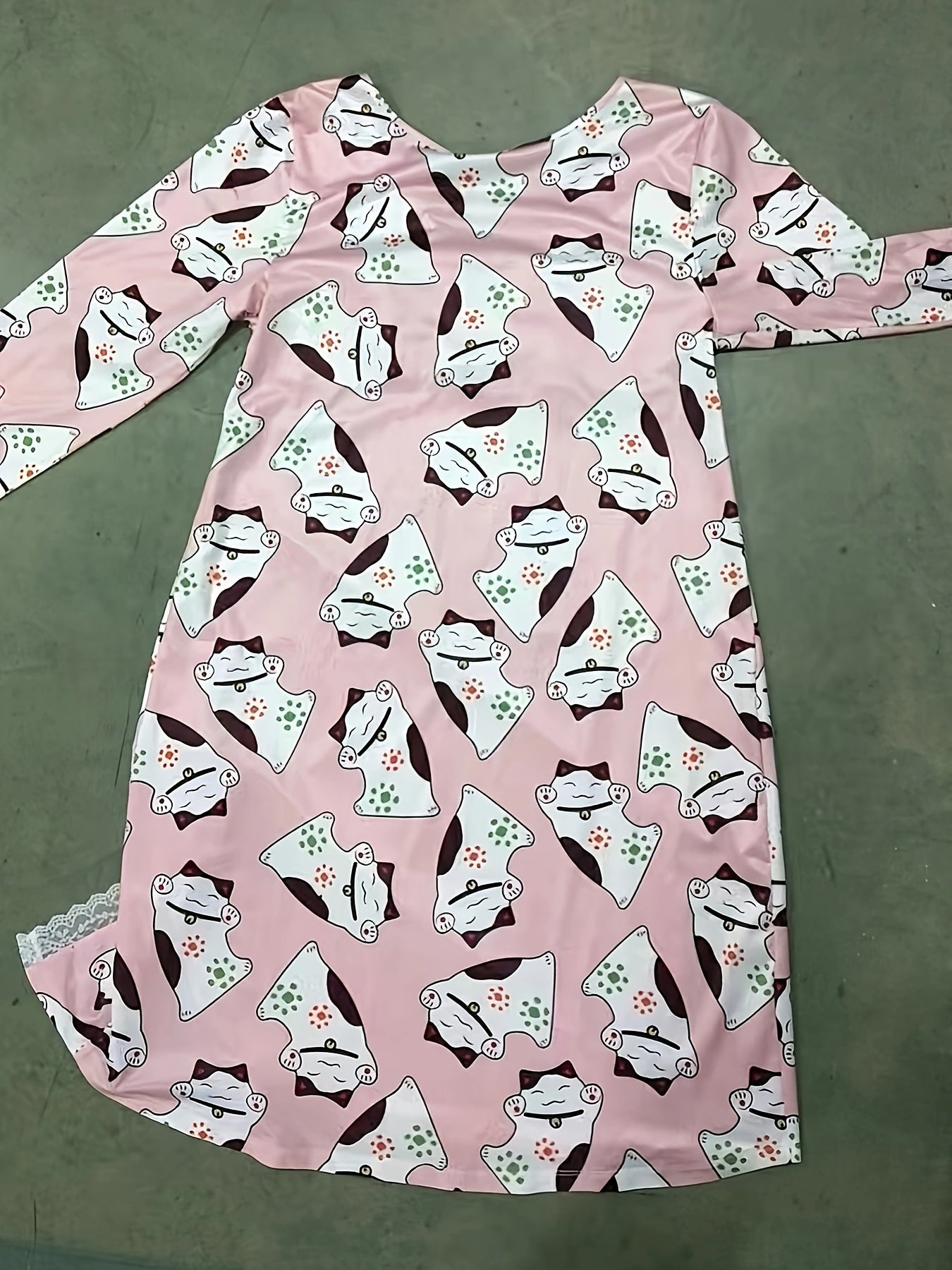  Cartoon Cat Print Long Sleeve Nightdress