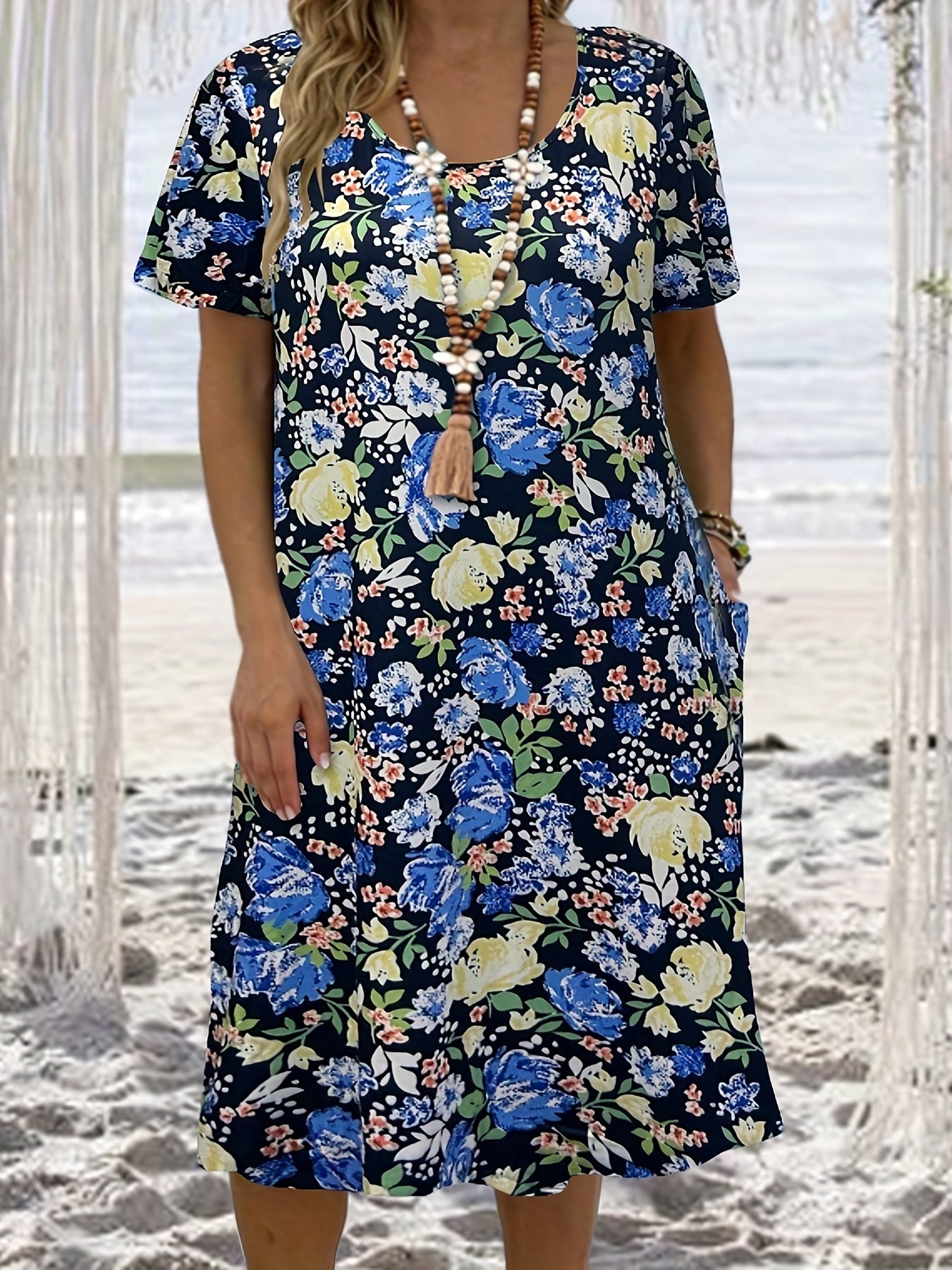  Floral Print Short Sleeve Round Neck Dress With Pockets