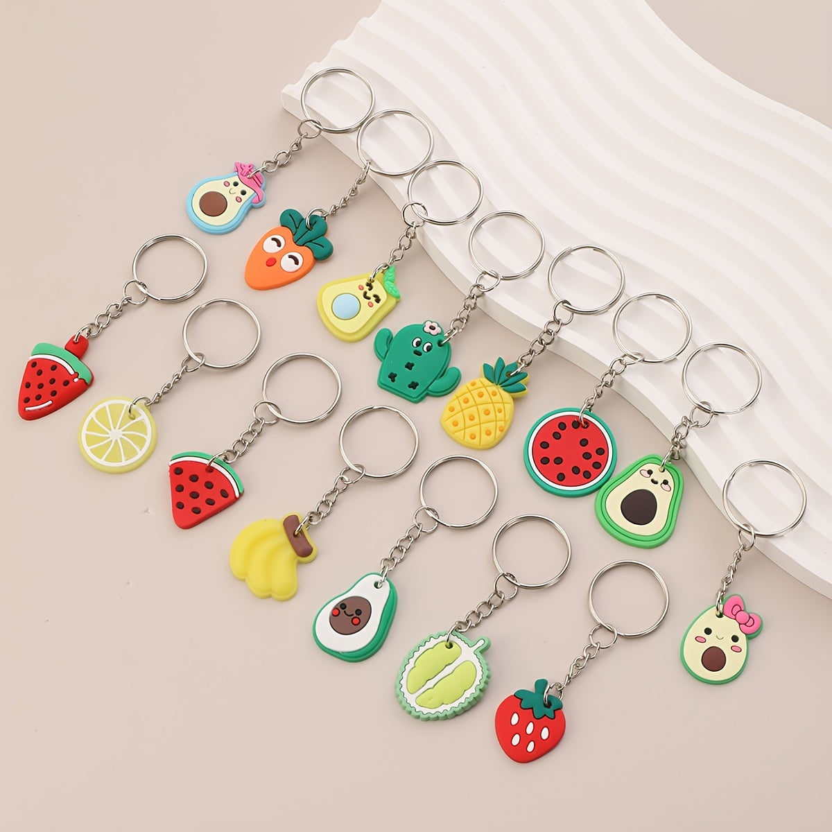 16pcs Watermelon Keychain Party Favors for Summer Birthday Party