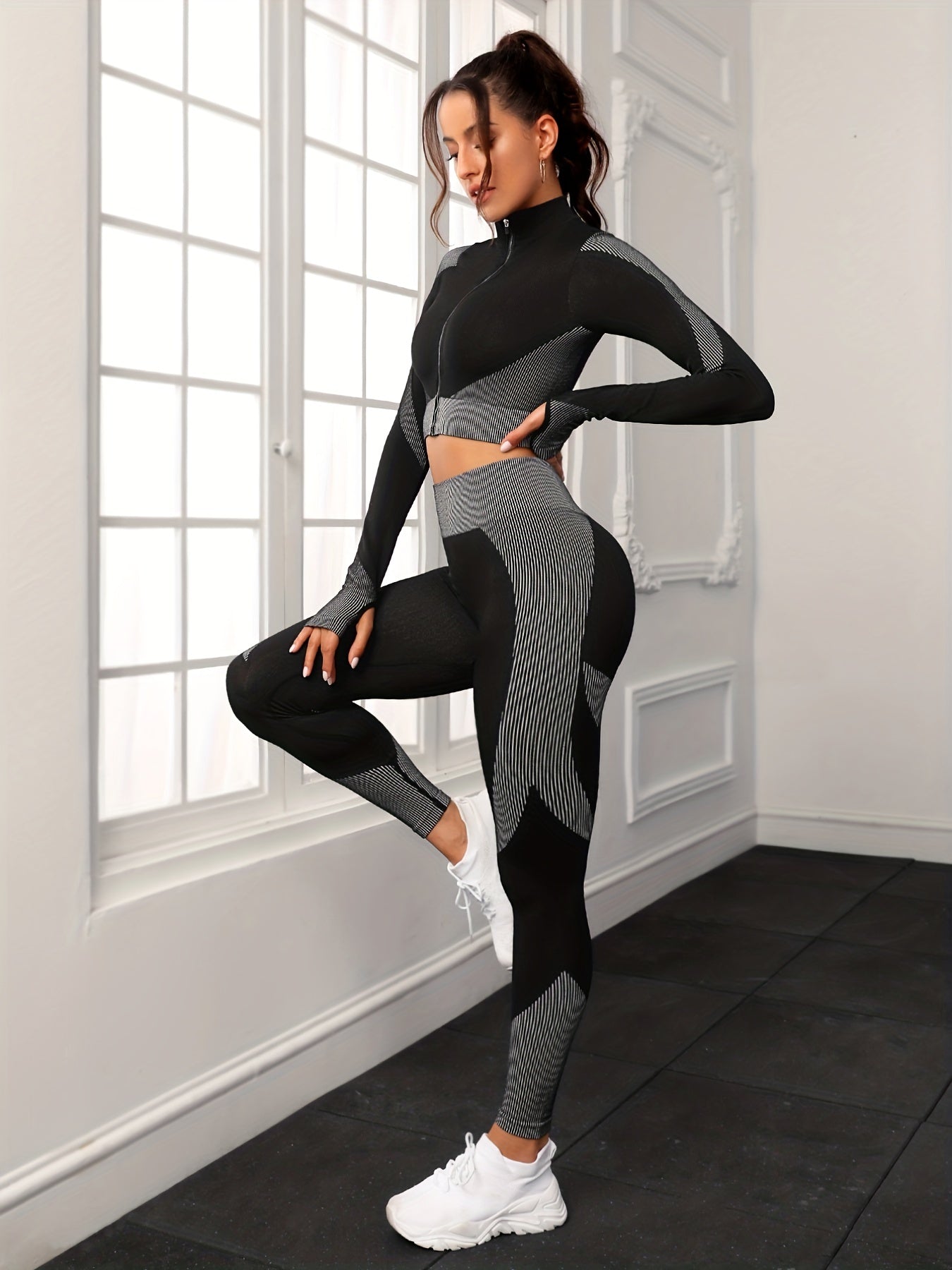Gray Zippered Long Sleeve Top & Pants Set Women's Activewear