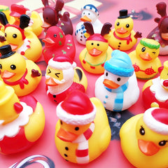 10Pcs Christmas Rubber Ducks Mini Bath Toys Kids Party Favors