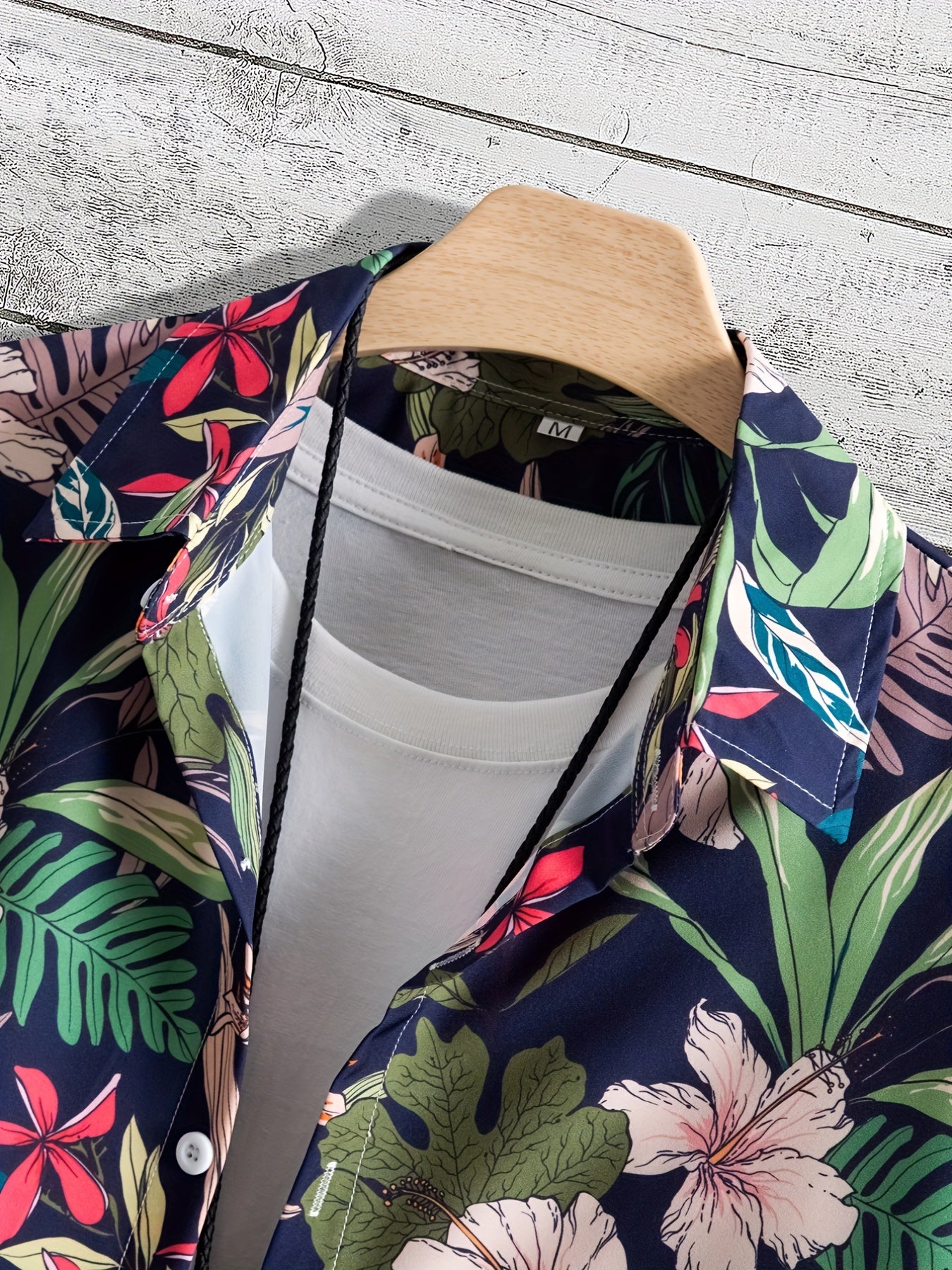 Tropical Flower Pattern Men's Hawaiian Shirt for Summer Vacation