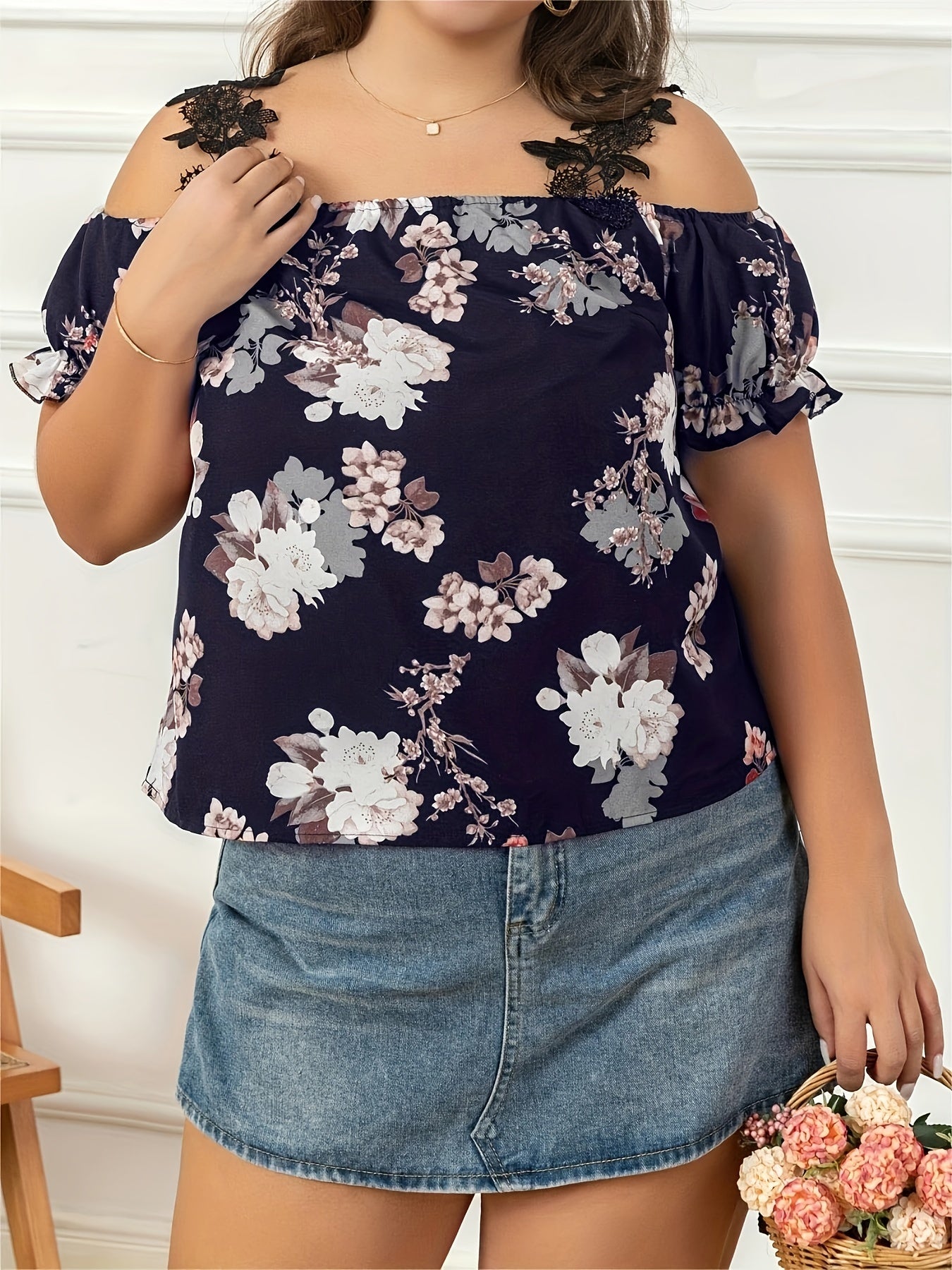  Women's Cold Shoulder Blouse Feather Print Lace Strap