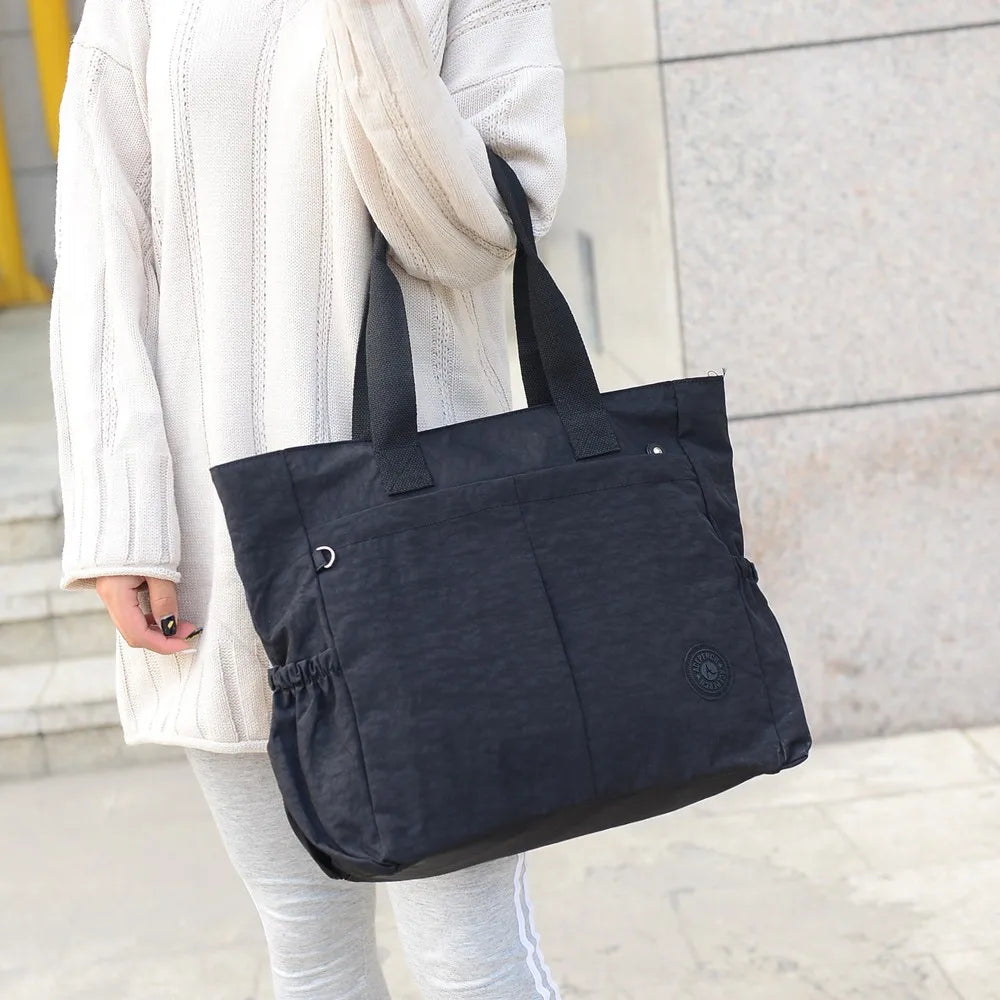 Casual Women Waterproof Nylon Handbag Message Sac A Main Bolsa Couro Feminina