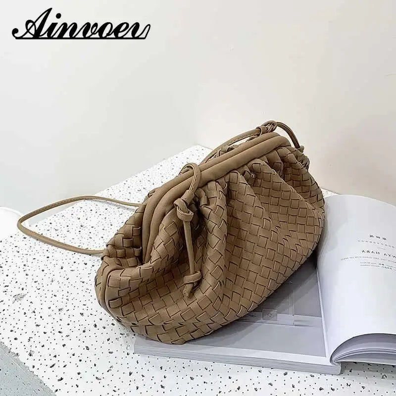Retro Woven Cloud Female Crossbody Shoulder Bags For Women