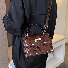 Retro Rivet Messenger Bag Wave Version Women Shoulder Small Square Bag