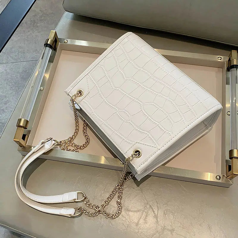 Western-style Small Chain Messenger Shoulder Bag
