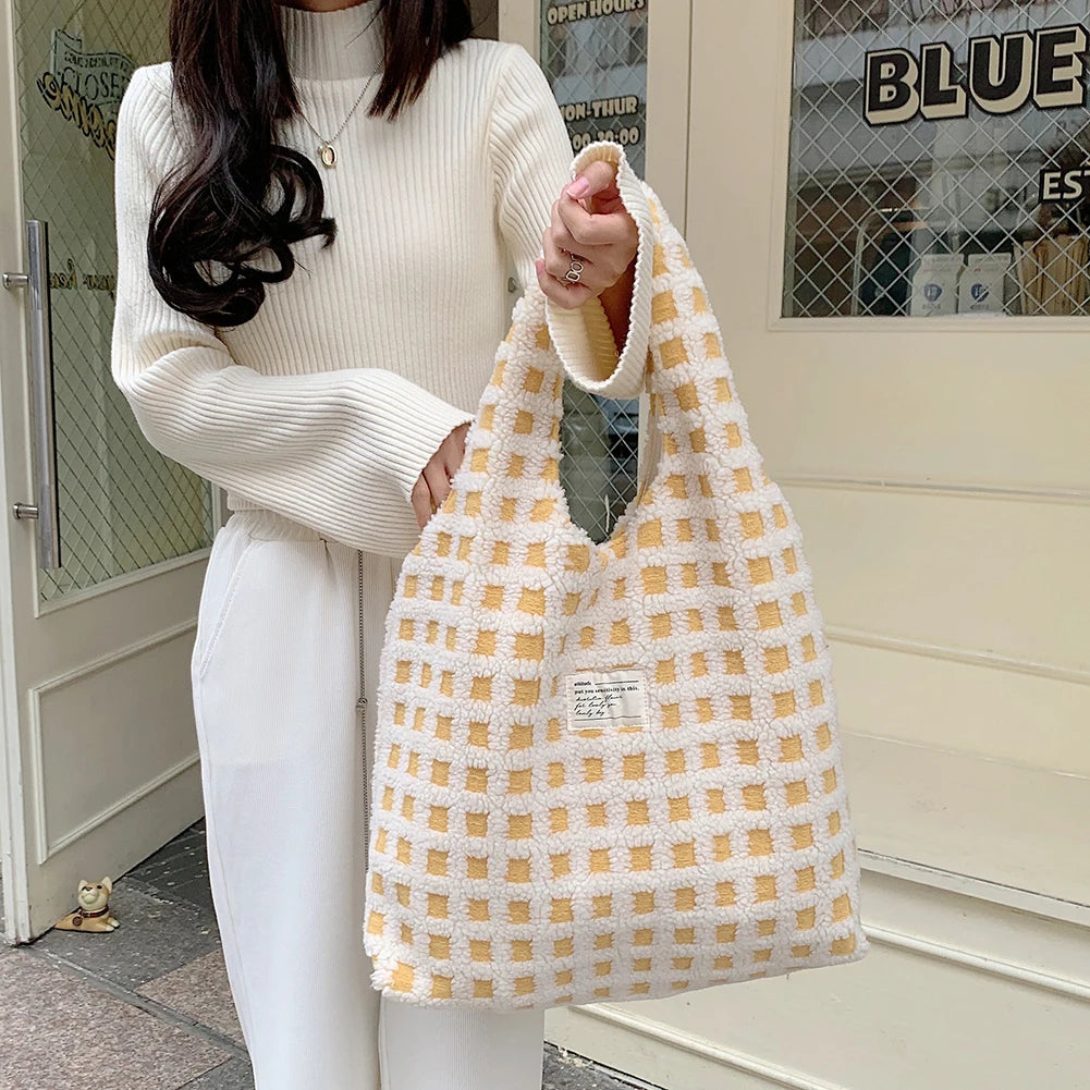 Plush Shoulder Bag Waffle Plaid Top-handle Bag Large Capacity Street Travel