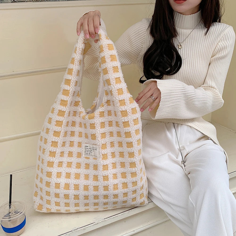 Plush Shoulder Bag Waffle Plaid Top-handle Bag Large Capacity Street Travel
