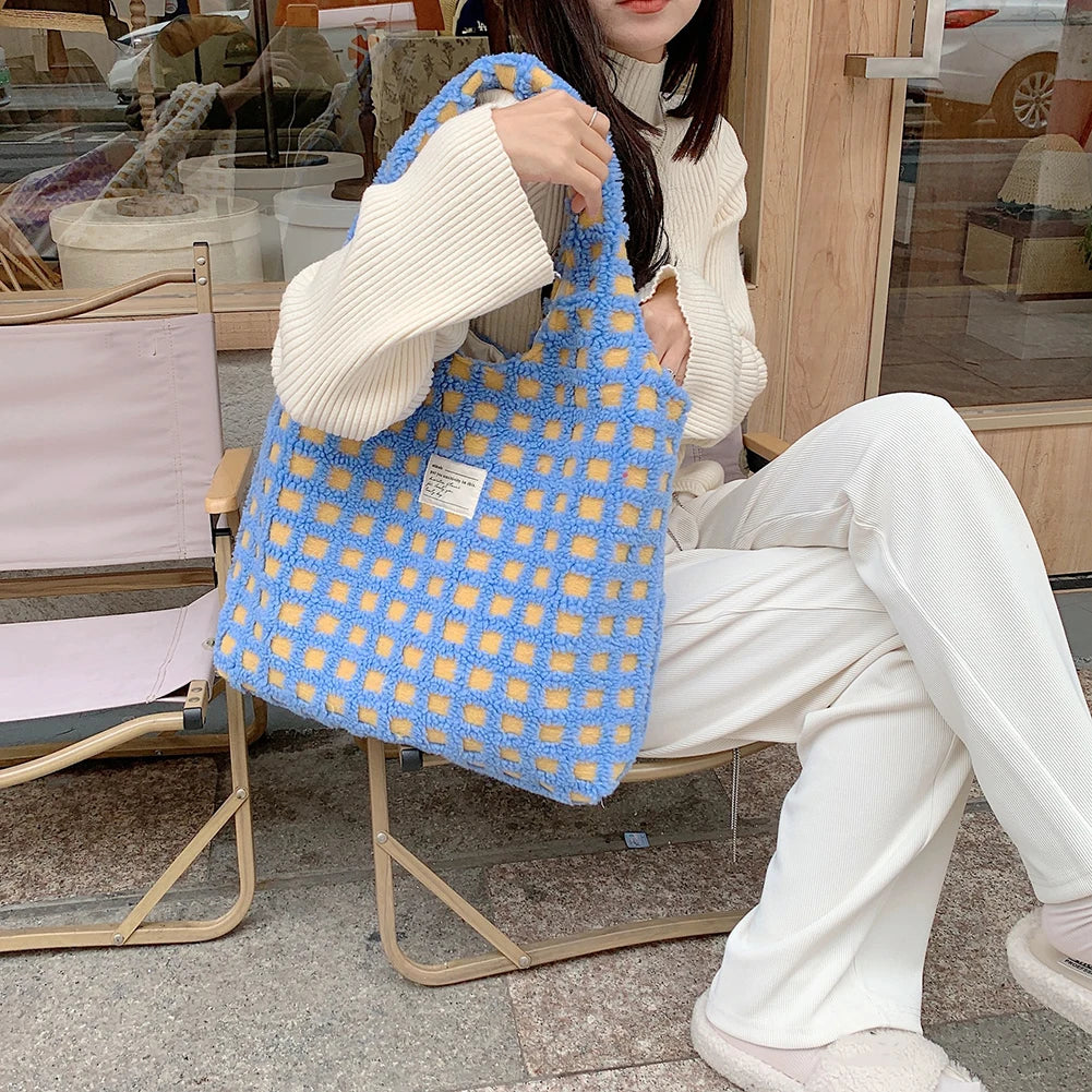 Plush Shoulder Bag Waffle Plaid Top-handle Bag Large Capacity Street Travel