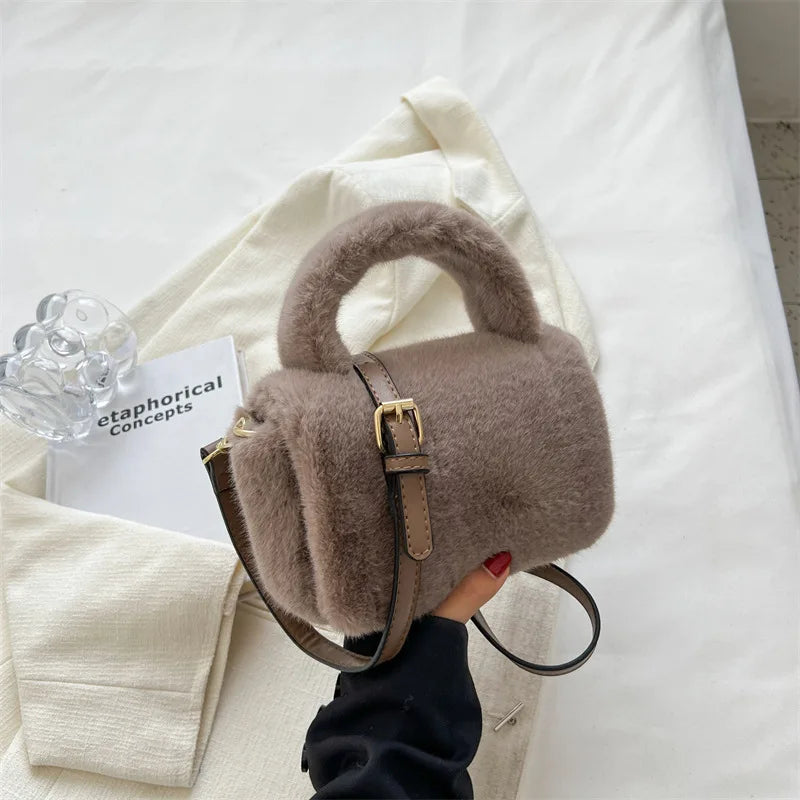 Plush Messenger Bag for Women, Autumn/Winter All-match Portable Bag