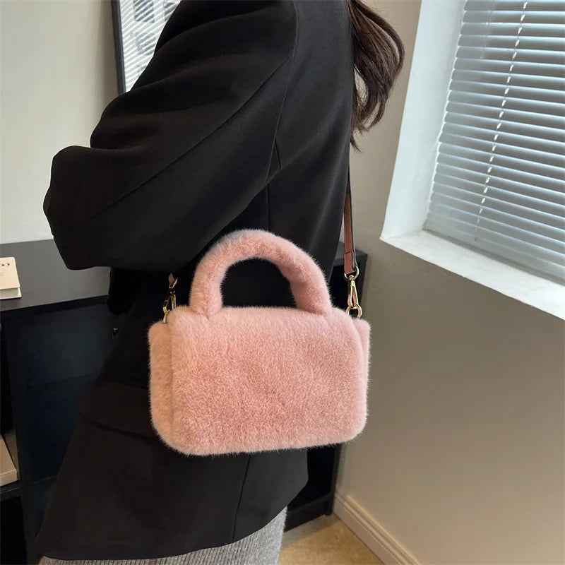 Plush Messenger Bag for Women, Autumn/Winter All-match Portable Bag