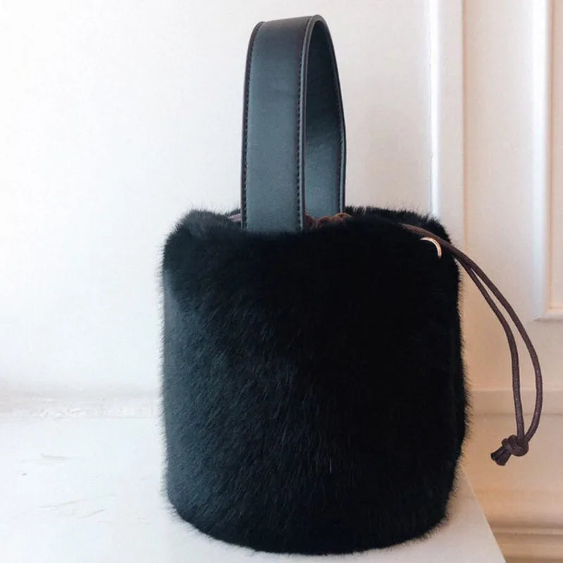 Versatile Drawstring Wallet Female Bag 8P031
