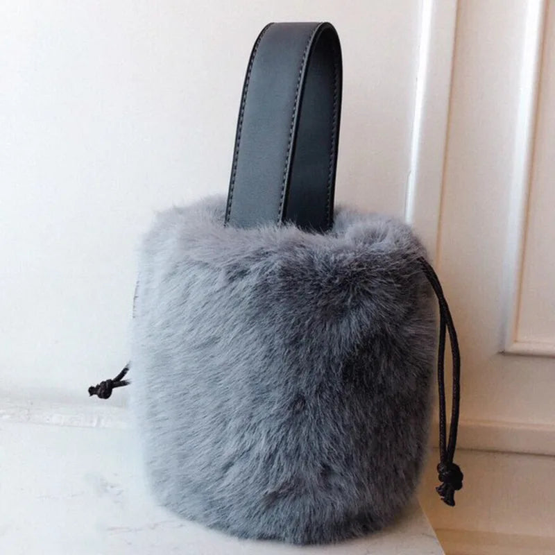 Versatile Drawstring Wallet Female Bag 8P031