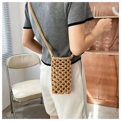 Straw Tassel Crossbody Bag for Summer Beach with Mobile Phone Compartment