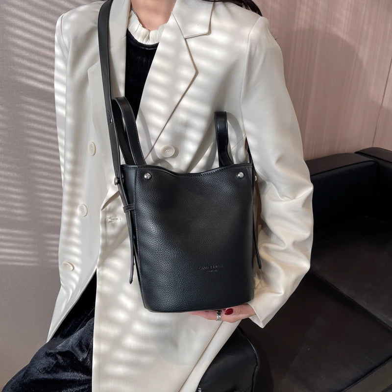 Women's Soft Leather Messenger Bag Adjustable Shoulder Strap Crossbody Bag