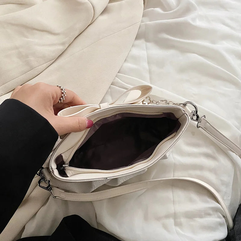 Sweet PU Leather Handbag with Pearls Beading