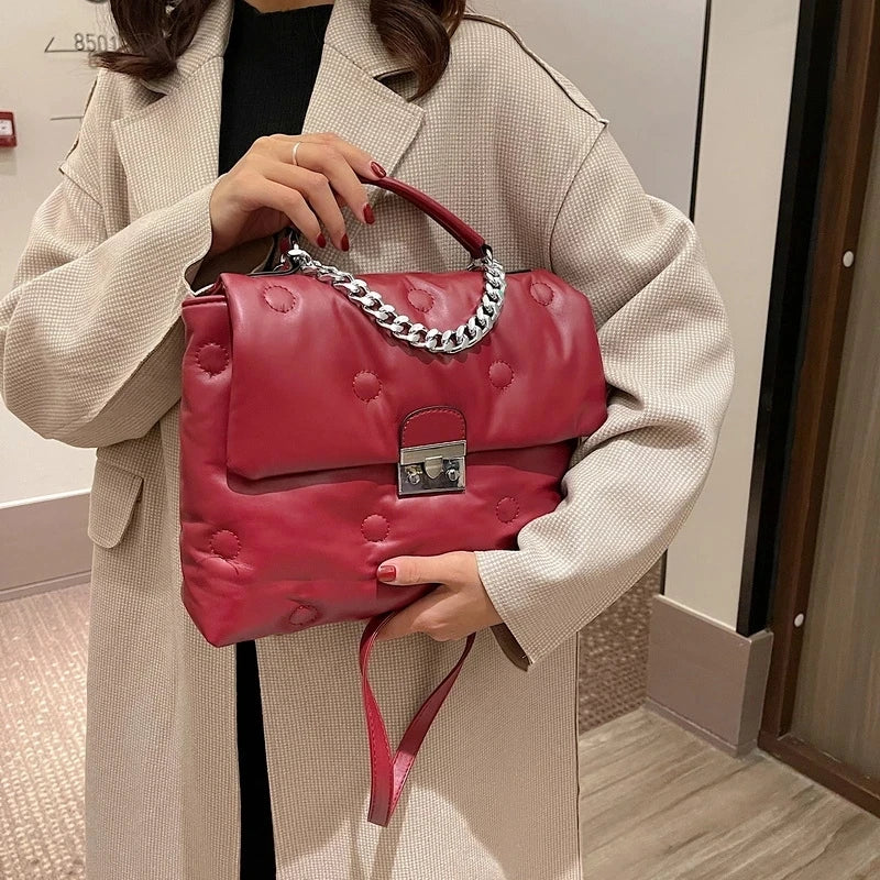 Chain Crossbody Bag for Women Clutch Purses Winter