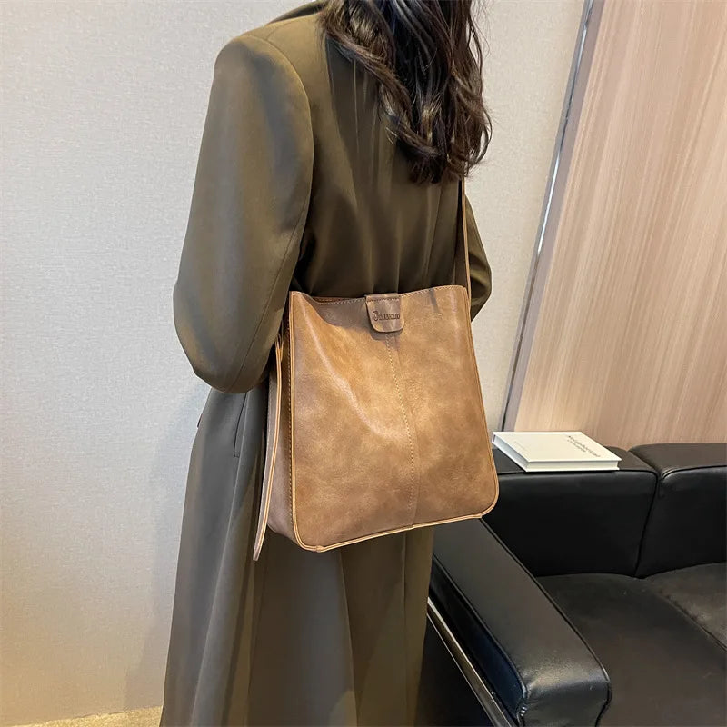 PU Leather Women's Shoulder Bag Lock Crossbody Bag