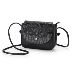 Square Rivet Messenger Bag Chain Crossbody Bag