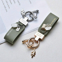 Leaf Shell Pendant Keychain PU Leather Key Ring for Women Men